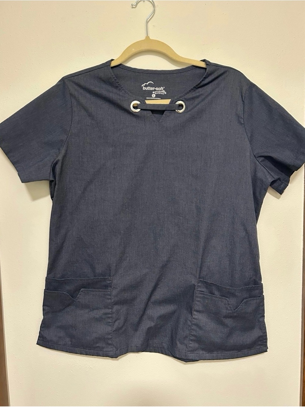 Lot of 10 scrub nursing tops mixed lot grey black Vera Bradley Urbane m/l - Picture 14 of 16